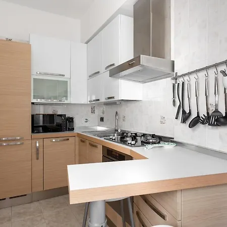 Del Carro 11 By District Appartement *