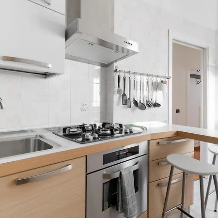 Del Carro 11 By District